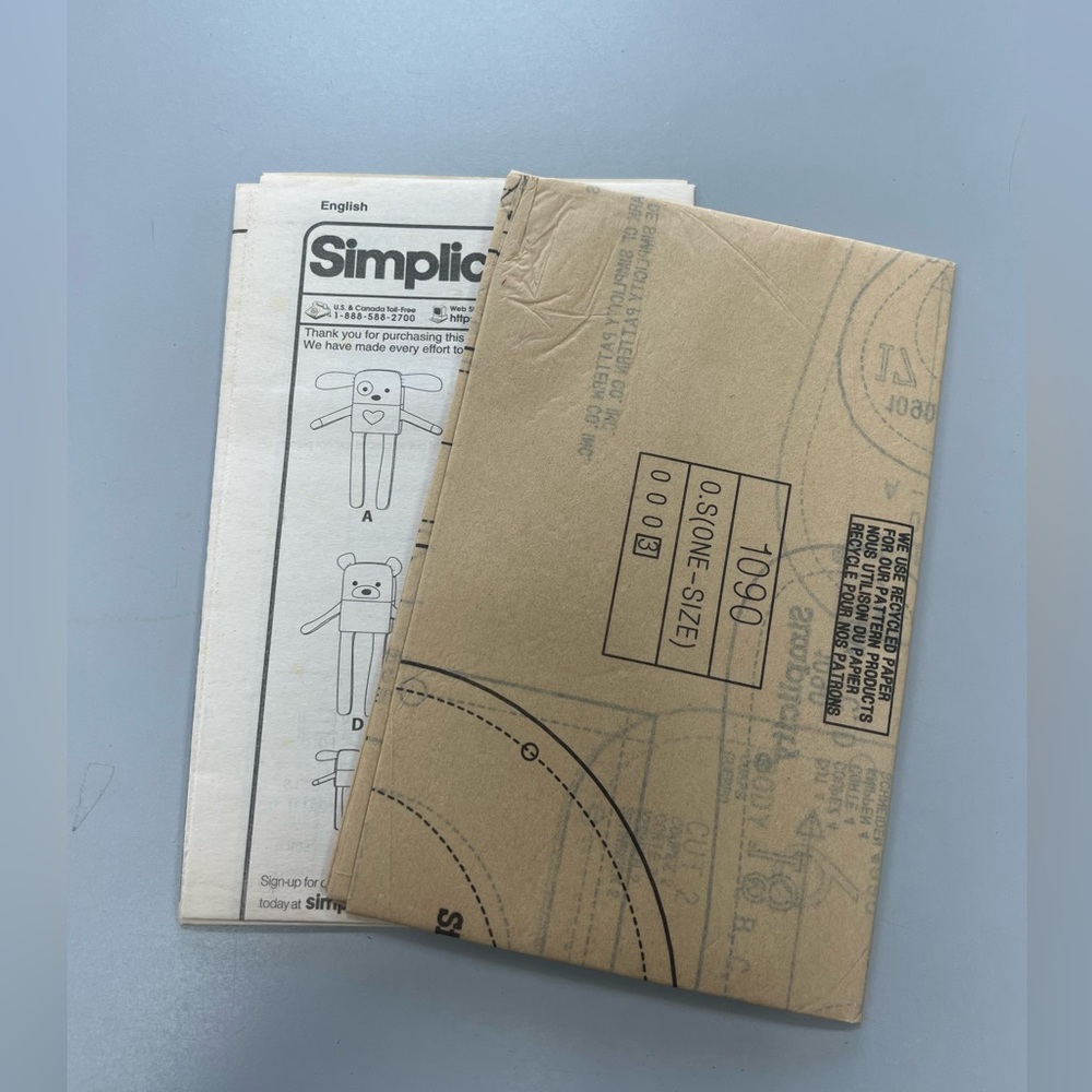 Simplicity Stuffed Animal Sewing Pattern - Picture 3 of 3